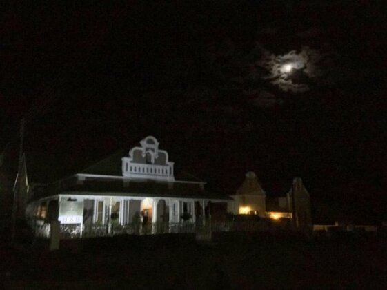 Carmel Villa - Photo3