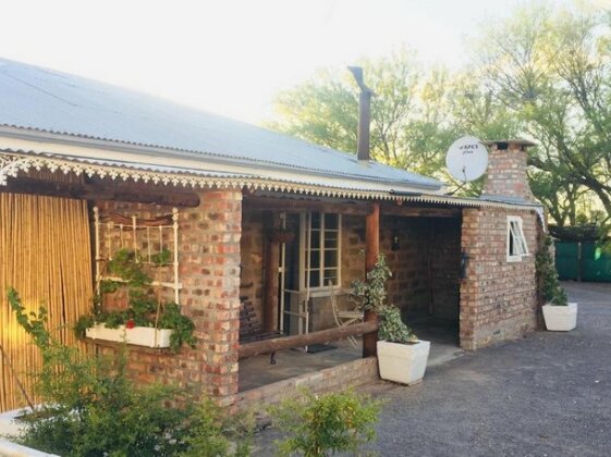 Ou Klipskuur Self-Catering Accommodation