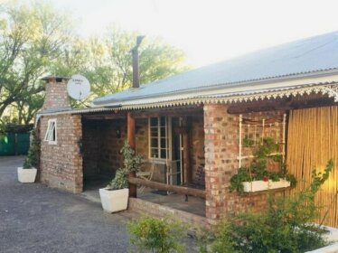 Ou Klipskuur Self-Catering Accommodation