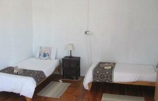 The Whitehouse Inn - Photo2