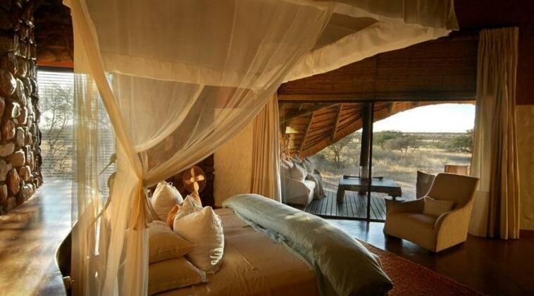 Tswalu Kalahari Reserve - Photo2