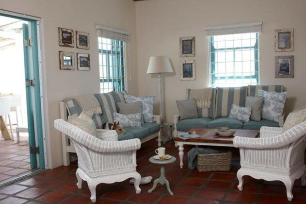 Dankbaar Holiday Home - Photo2