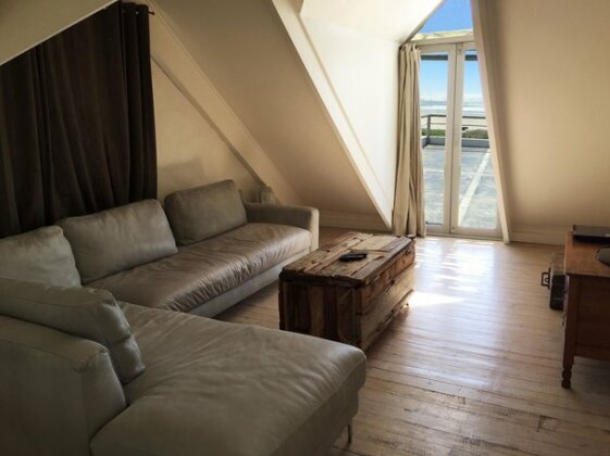 Driftwood Paternoster - Photo3