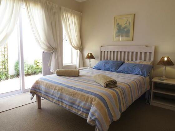 Paternoster Pride 2 Holiday Home - Photo3