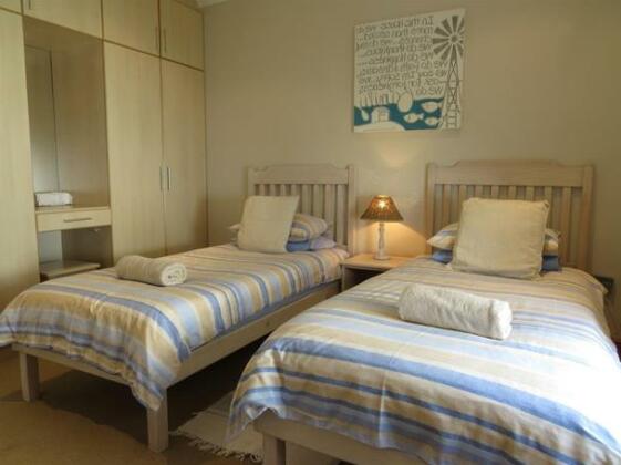 Paternoster Pride 2 Holiday Home - Photo4