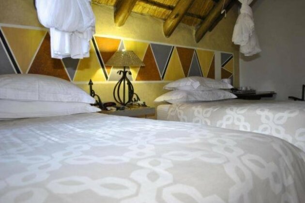 Poona Lodge - Photo4
