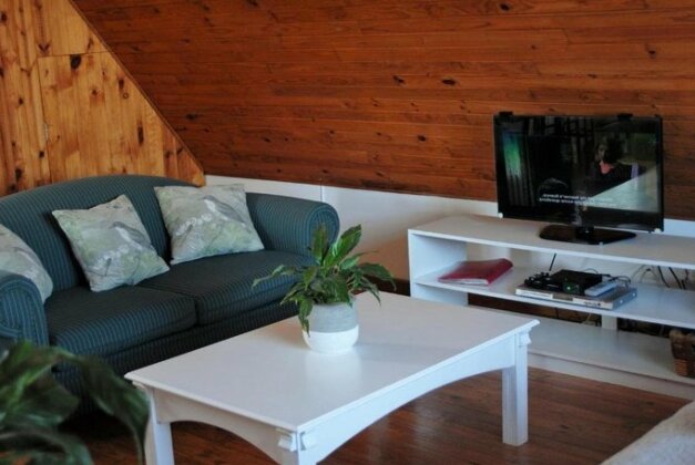 Heatherhill Loft - Photo2
