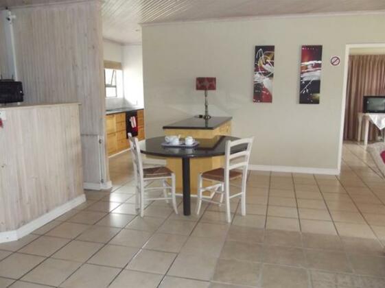 Luna Lodge Plettenberg Bay - Photo3