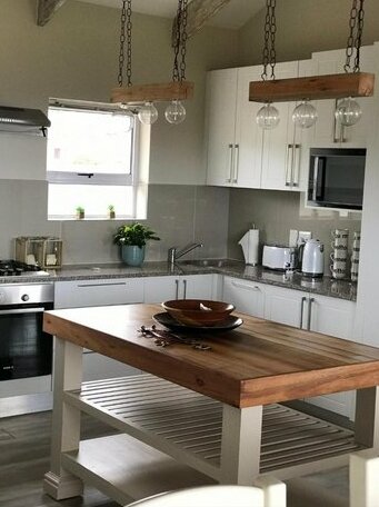 Luxury dwelling with sensational sea views - Photo3