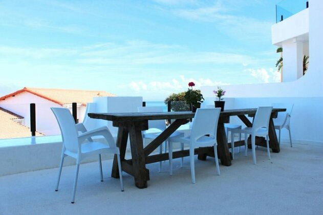Sanctuary Beach Condo - Photo4