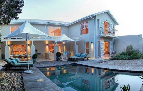 Starfish Guest Lodge - Photo2