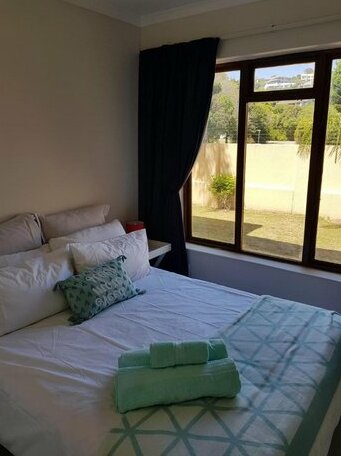 Whalesong Plettenberg Bay - Photo4