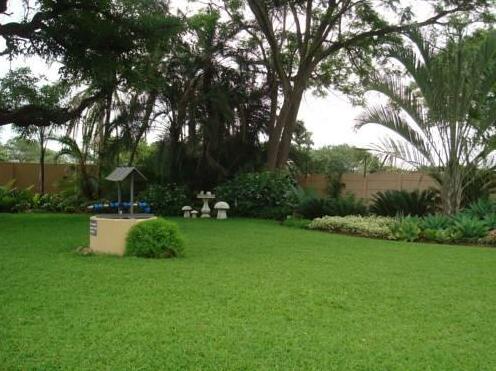 Dive Inn Guesthouse - Photo3