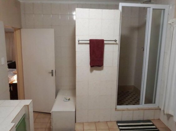 Koppie Alleen Guesthouse - Photo2