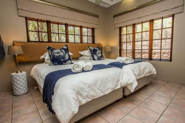 Mpeti Lodge - Photo4