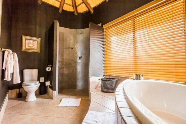 Mpeti Lodge - Photo5