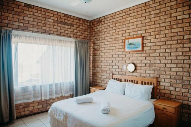 Port Edward Holiday Resort - Photo5