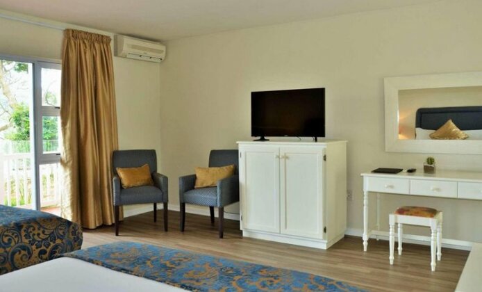 The Estuary Hotel and Spa - Photo5