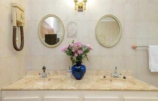 Zesty Guesthouse - Photo5