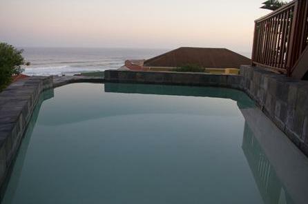 Big Blue Beach Lodge - Photo5