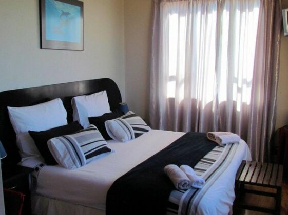 Blue Horizon Bay Guest House - Photo4