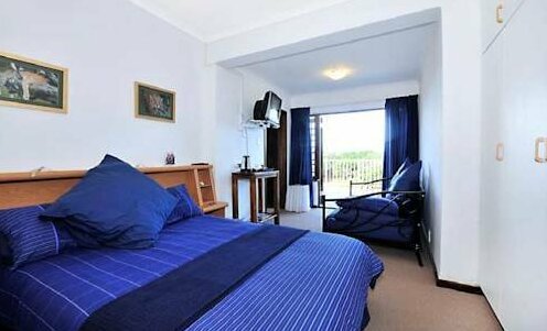 Deer Park Guest House - Photo4