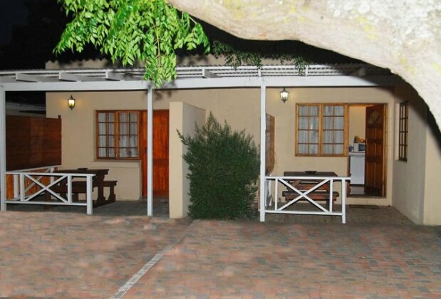 Hunter's Lodge Port Elizabeth - Photo2