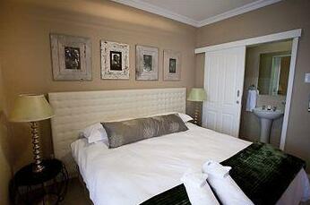 Kings Apartment Hotel Port Elizabeth - Photo3