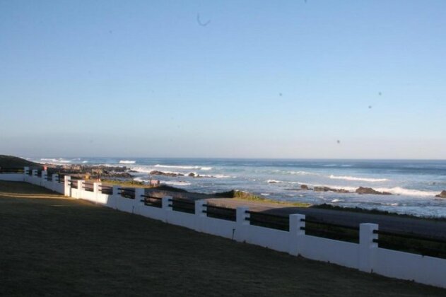 La Chaumiere Beachview - Photo3