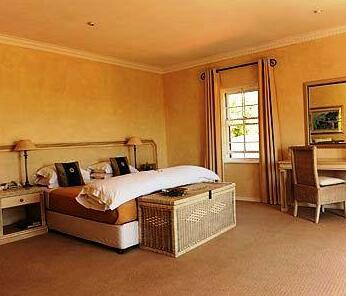 La Provence Country House Port Elizabeth - Photo4