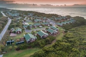 Pine Lodge Resort Port Elizabeth - Photo2