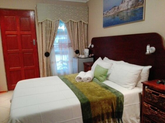 Rainbow Guest House and Tours - Photo5