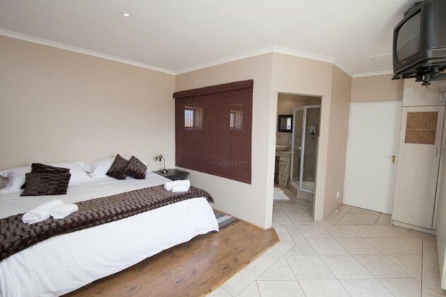 The Englander Guest House - Photo4