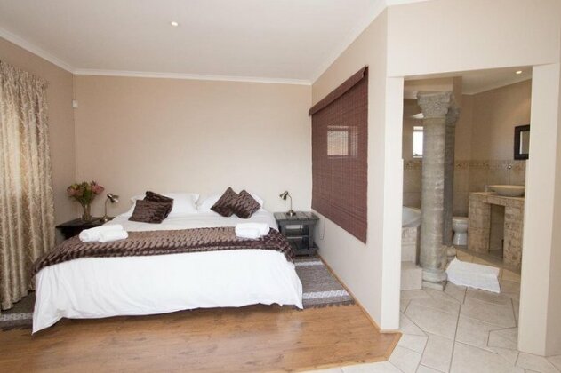 The Englander Guest House - Photo5