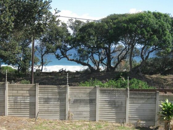 Beach Break Holiday House - Photo4