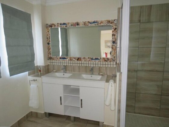 Dolphin Place - Photo3