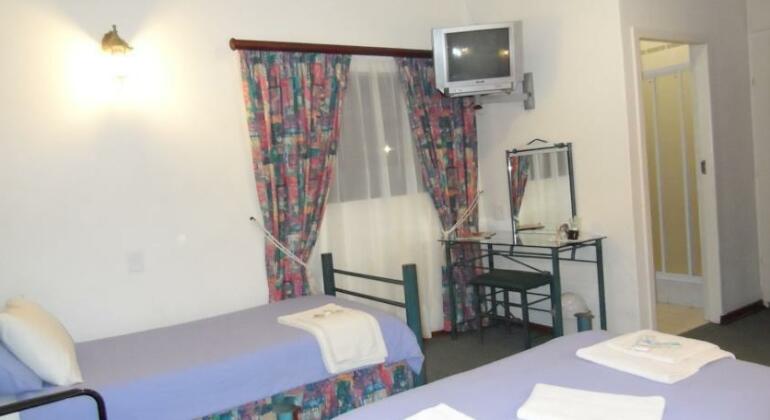 Mdoni House Guest Lodge - Photo3