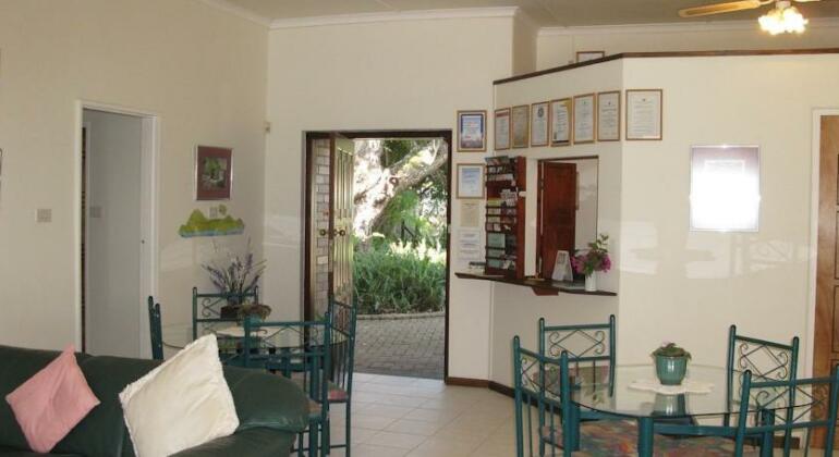 Mdoni House Guest Lodge - Photo4