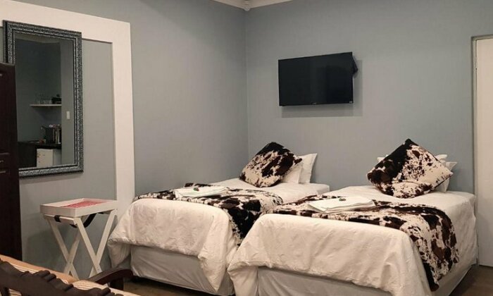 Graceland Guesthouse - Photo4