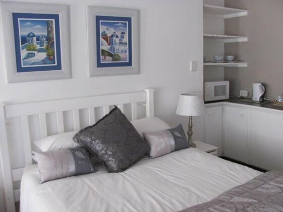 On Golden Pond Guesthouse - Photo2