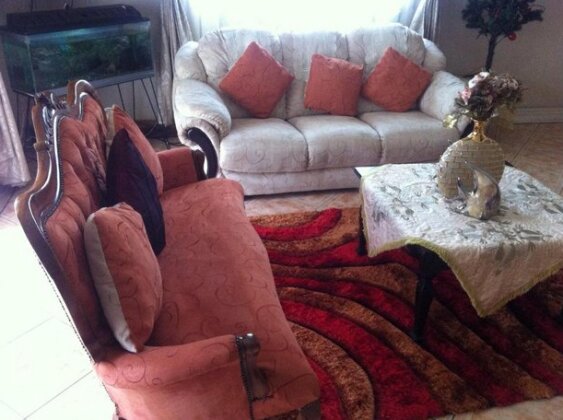 Grato Guesthouse - Photo5