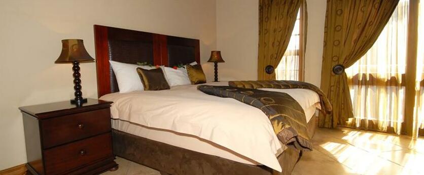 Isiphiwo Boutique Hotel - Photo4