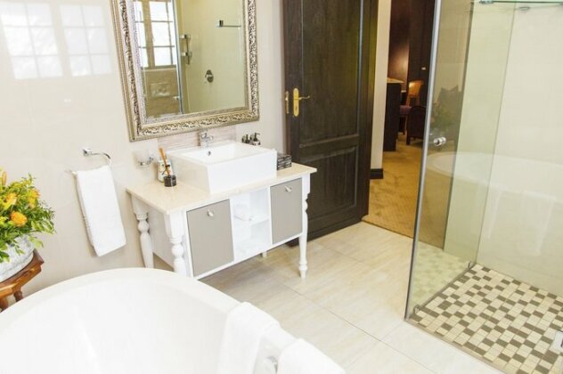 Ivory Manor Boutique Hotel - Photo5