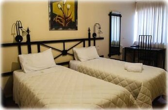 Picture This Guest House - Photo5