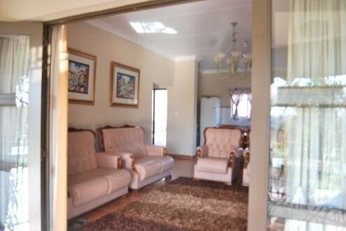 Zwavelpoort Guesthouse - Photo3