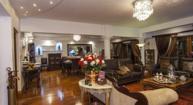 Aristo Manor - Photo3