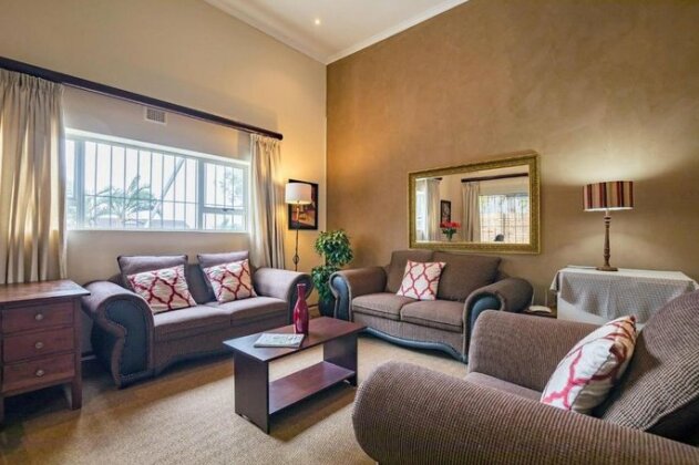 Hillton Manor Guest House - Photo5