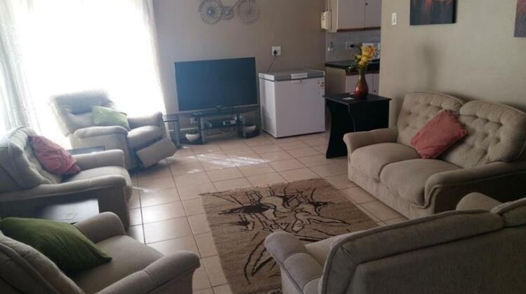Petes Place Richards Bay - Photo3