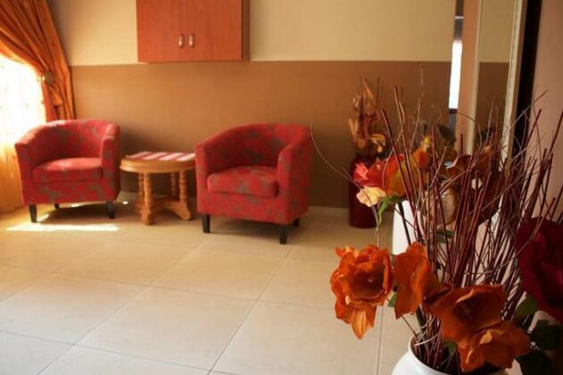 Divine Guest Lodge - Photo2