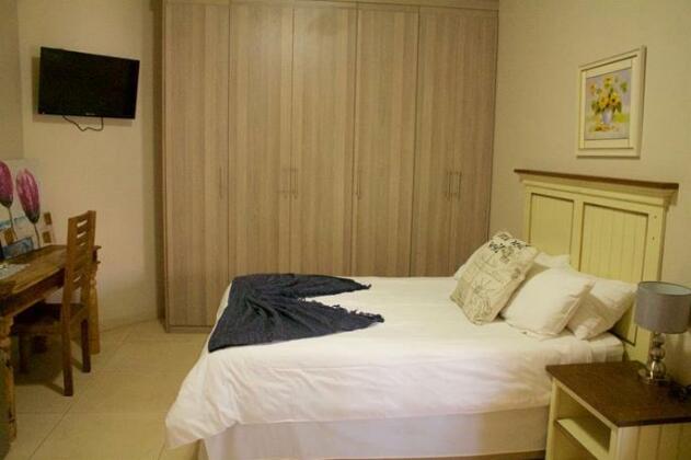 Divine Guest Lodge - Photo5